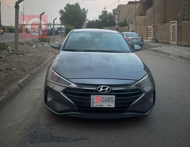 هیوندای ئەلەنترا